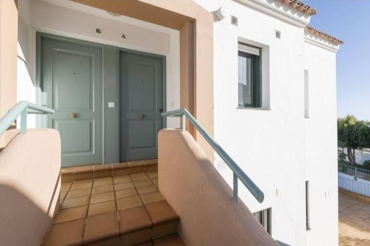 Apartamento Playa La Barrosa Chiclana de la Frontera Exterior photo